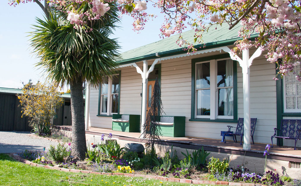 Pinedale Lodge & Apartment Methven Exterior photo